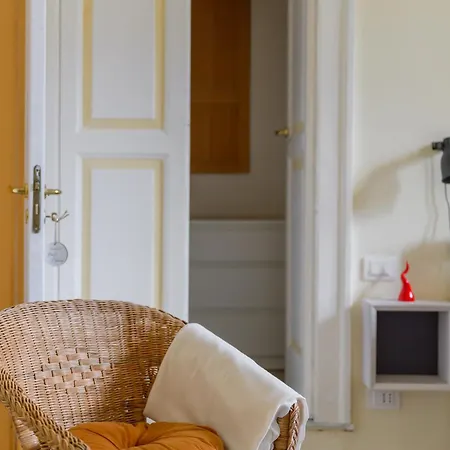 Bed & Breakfast Madi Naples